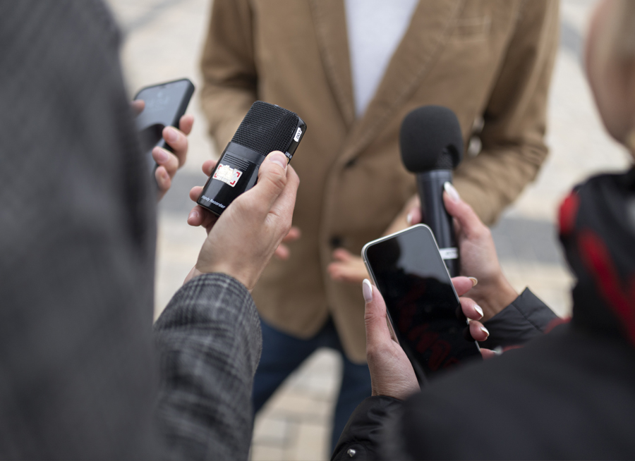تخصص علاقات عامة: تطوير المهارات وتعزيز الفهم في مجال الاتصال والتواصل